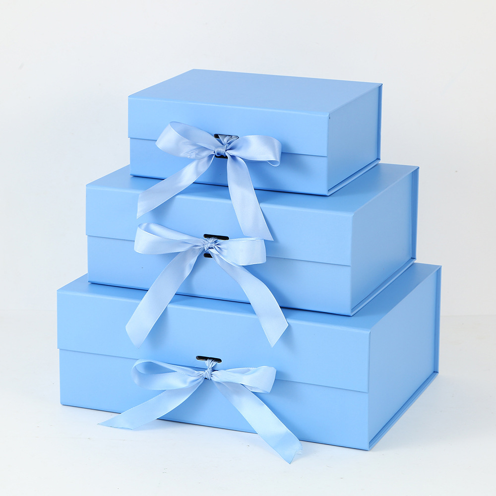 Why Magnetic Closure Rigid Boxes Are Ideal for Premium Perfume Packaging