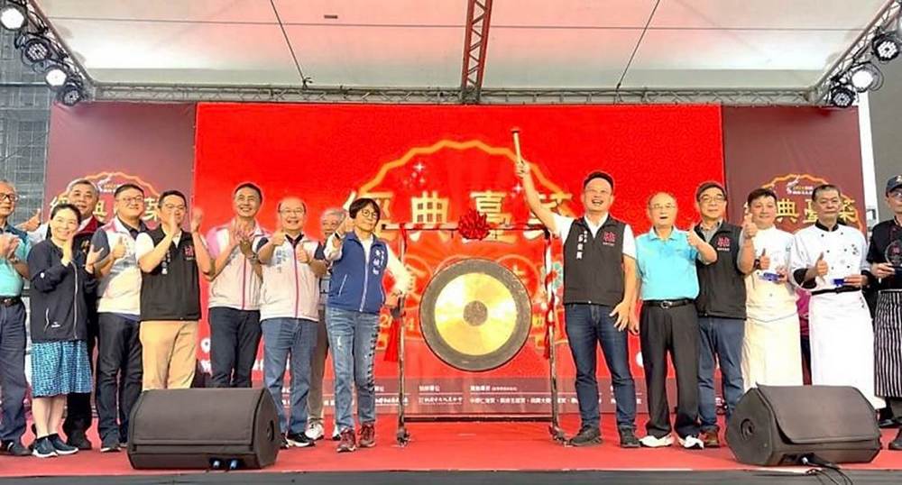 席開百桌 蘇俊賓讚閩南文化節總舖師辦桌：比張學友票還難搶
