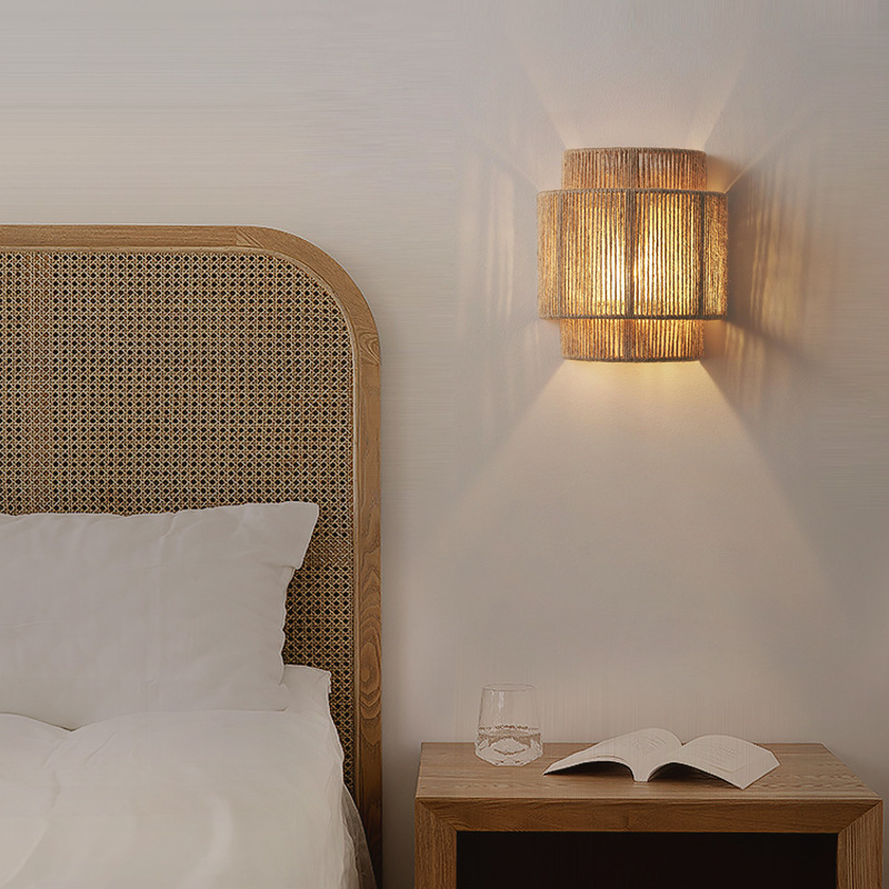 Handwoven Rope Rattan Wall Sconce – Natural Ambient Wall Light Fixture for Bedroom, Hallway, or Living Room