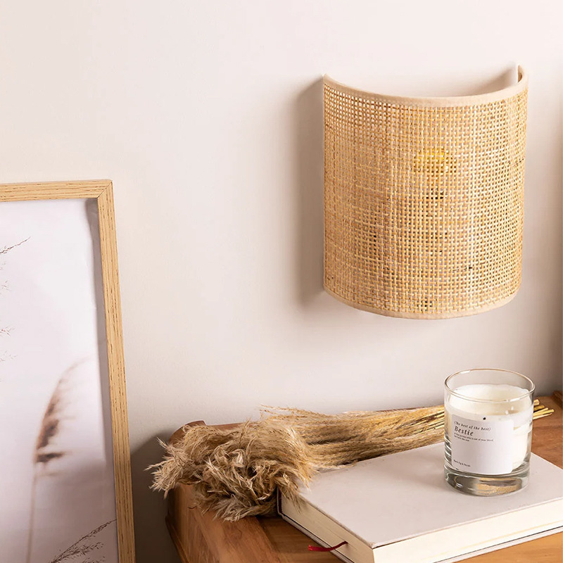 Rattan Woven Wall Lamp – Handcrafted Semi-Circular Cane Sconce Light for Cozy Interiors