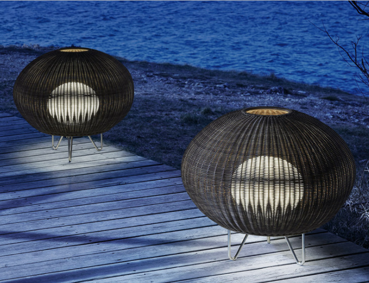 Woven Rattan Table Lamp – Boho Handcrafted Nightstand Light for Bedroom, Living Room, Hotel