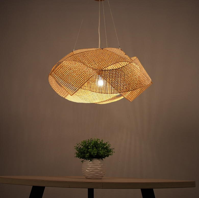 Modern Artistic Bamboo Pendant Light – Handwoven Ceiling Lamp for Restaurant & Boutique Spaces