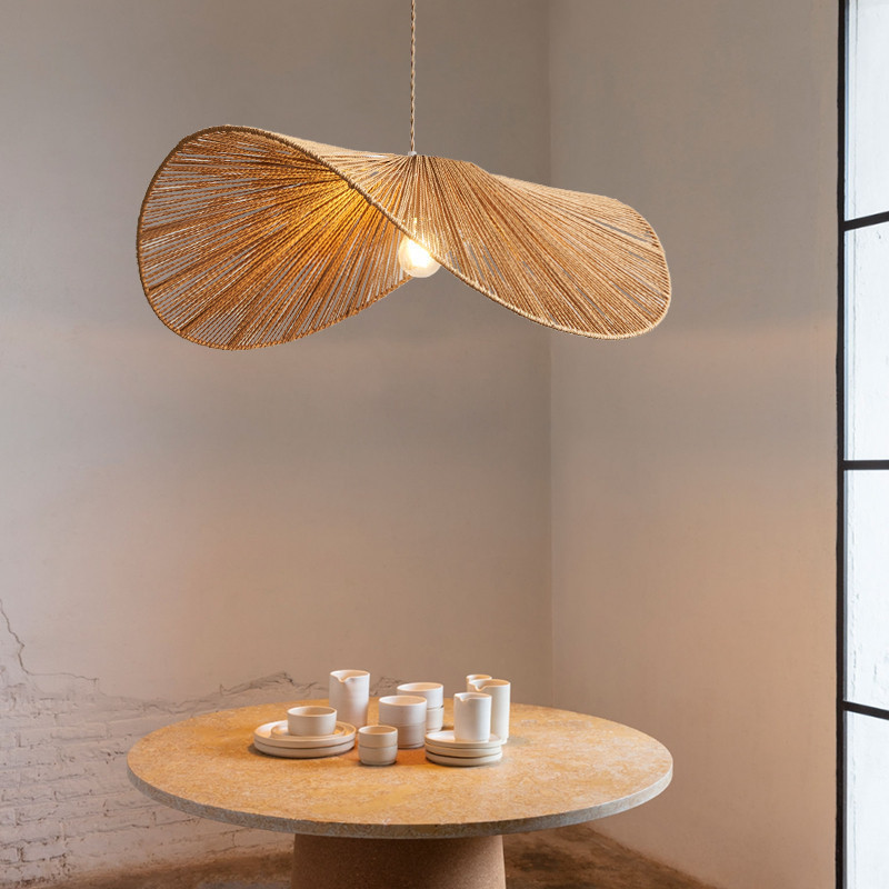 Modern Minimalist Leaf-Shaped Pendant Light for Living Room, Dining Room, Bedroom