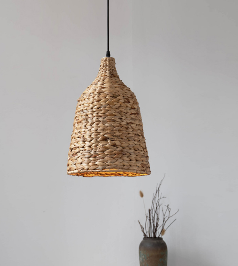 Handmade Seagrass Pendant Light – Natural Woven Lamp for Restaurant & Homestay