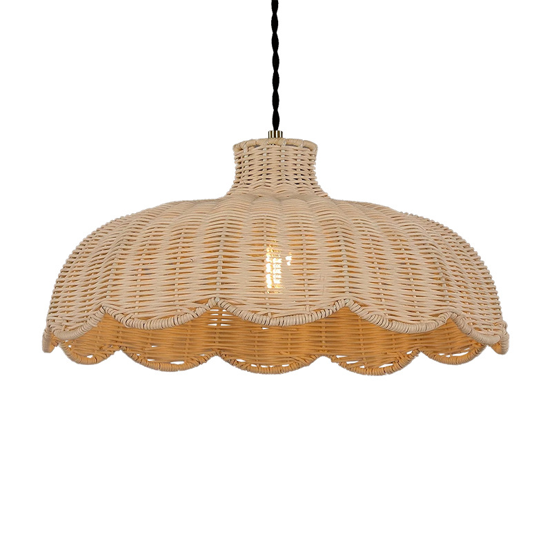Vintage Rattan Pendant Light with Scalloped Edge – Handwoven Boho Ceiling Lamp for Dining Room & Living Room