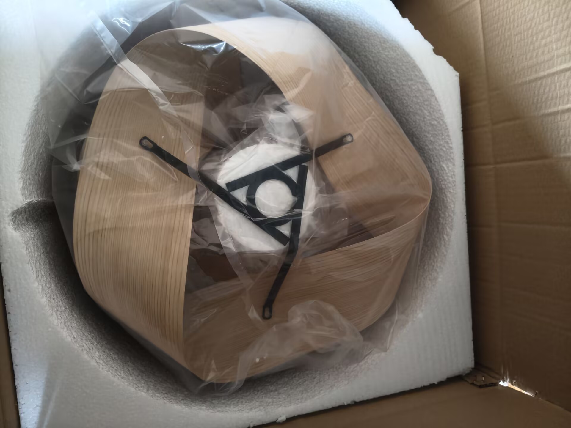 Modern Wood Veneer Pendant Light | Twisted Sculptural Hanging Lamp for Dining & Living Room