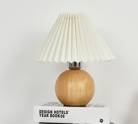 Modern Minimalist Solid Wood Table Lamp – Creative Bedside Night Light for Bedroom & Study Room