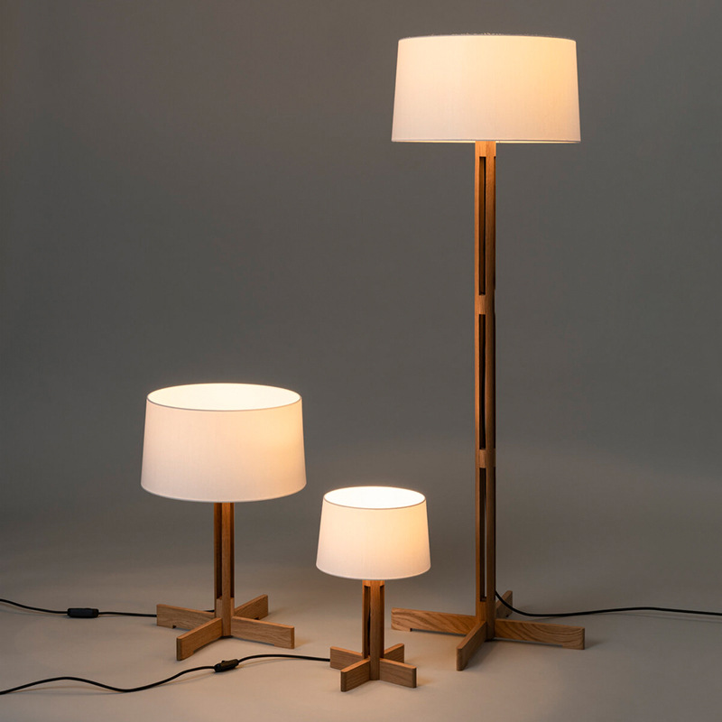 Modern Wooden Table Lamp with Slatted Shade – Decorative Mushroom Design