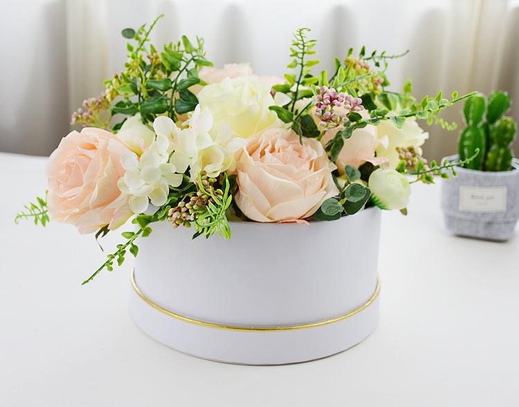 Premium Quality Round Flower Box For Gift Packing