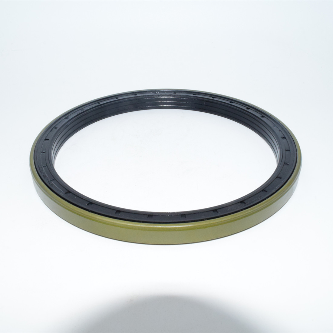 Long-Life Cassette Oil Seal for Drive Shafts | High-Quality Rubber + Steel Sealing Ring