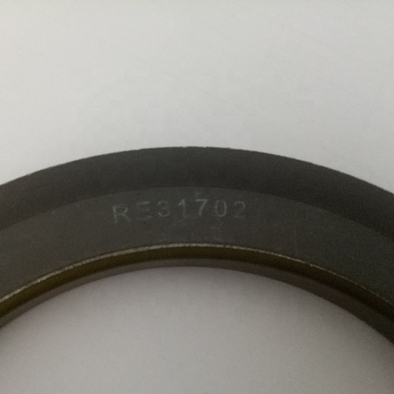 Selecting High-Quality Oil Seals for Excavator Hydraulic Pump Systems