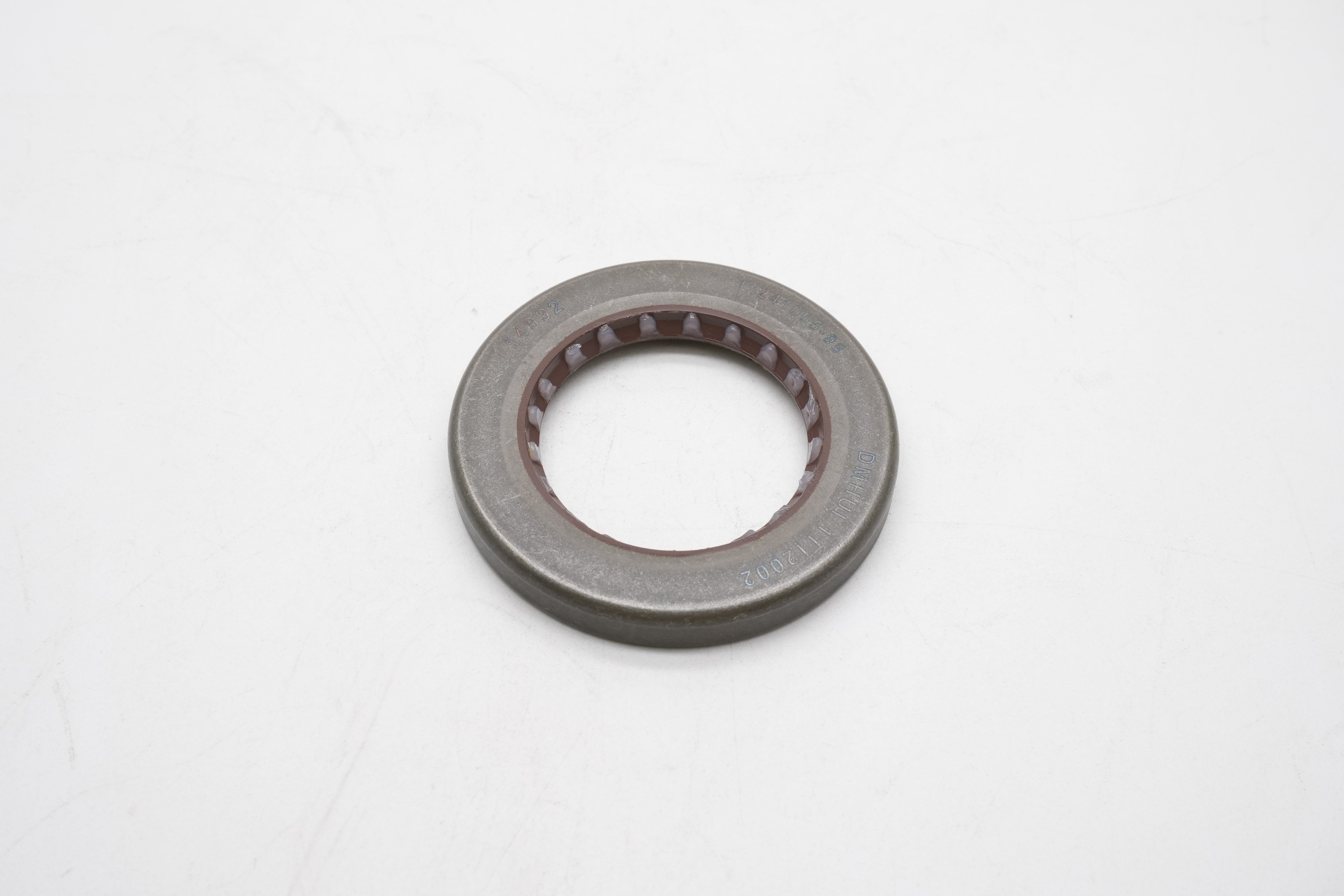 Metal Face Rotary Shaft Seals | CR Seals for Hydraulic and Industrial Systems