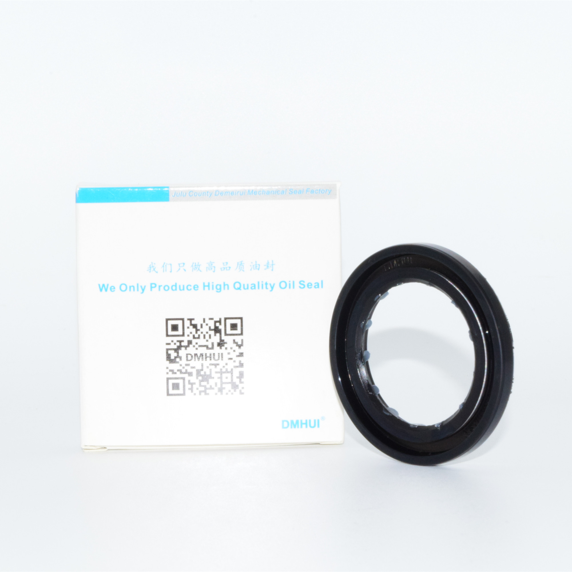 Heavy-Duty Construction Machinery Oil Seals for Backhoe Loader Swing Shafts