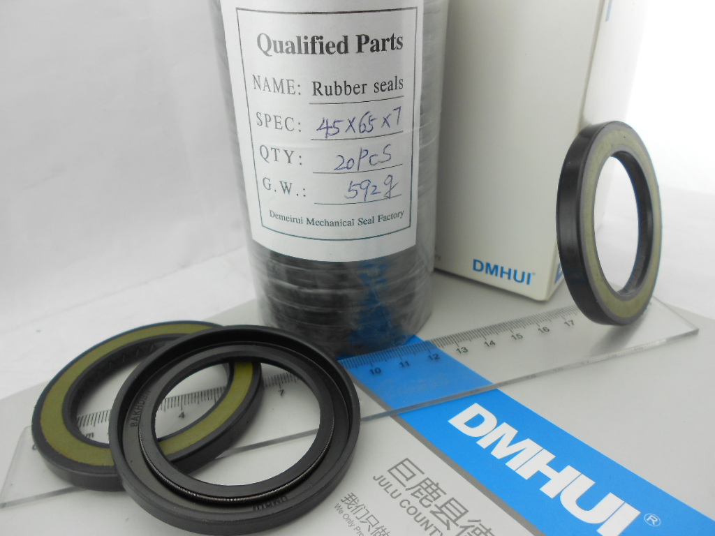 Construction Machinery Oil Seals with High Wear Resistance