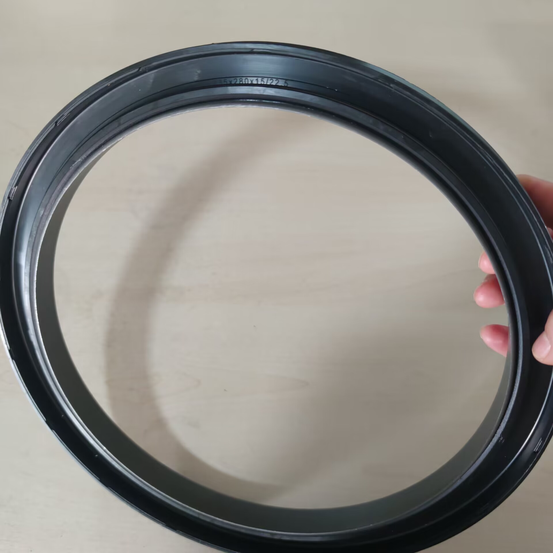 235×280×15/22.5 mm Radial Shaft Seal | DMHUI Heavy-Duty Oil Seal
