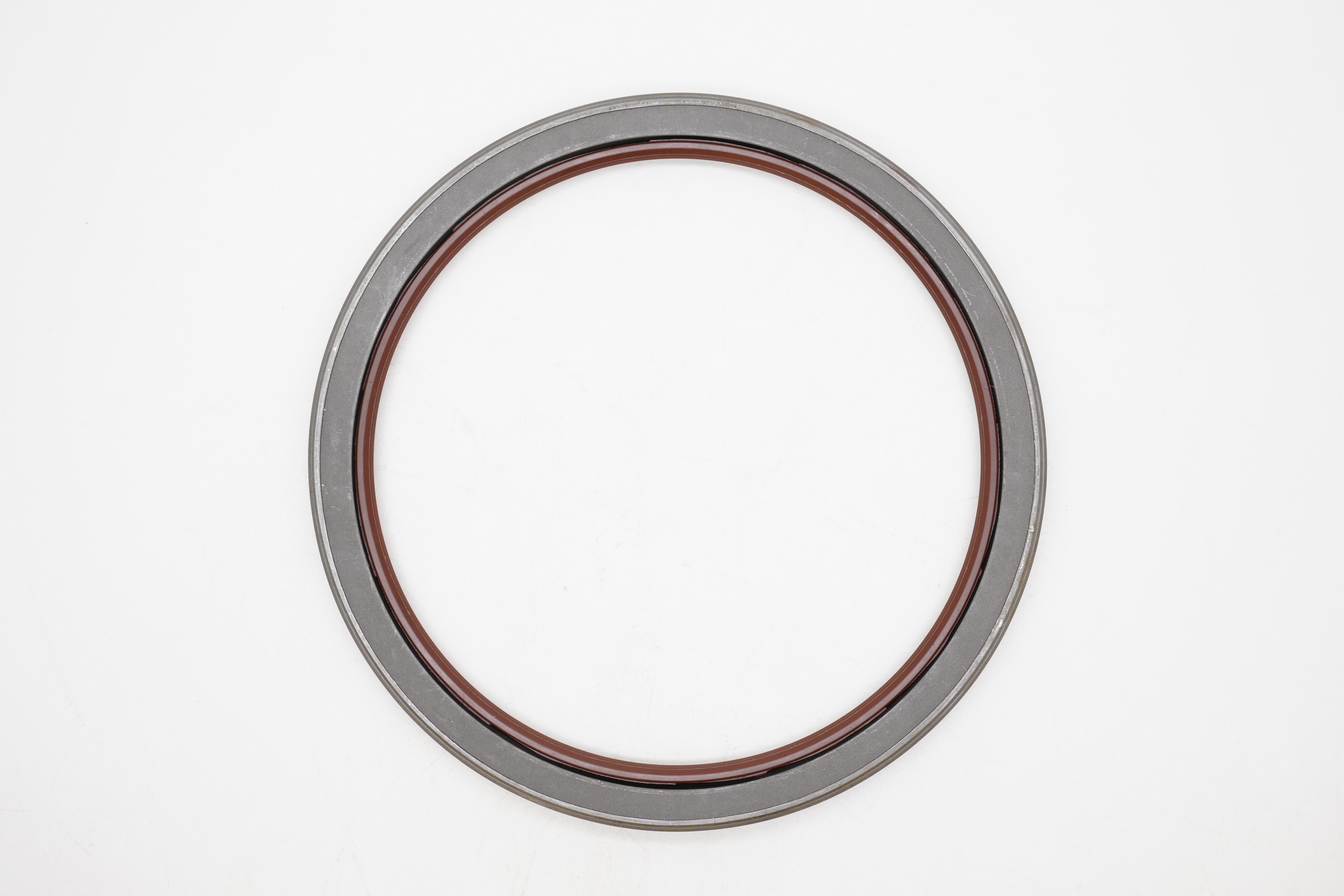 Rotary Shaft Sealing with CR Seals | Metal Face and Hydraulic Solutions for Industry