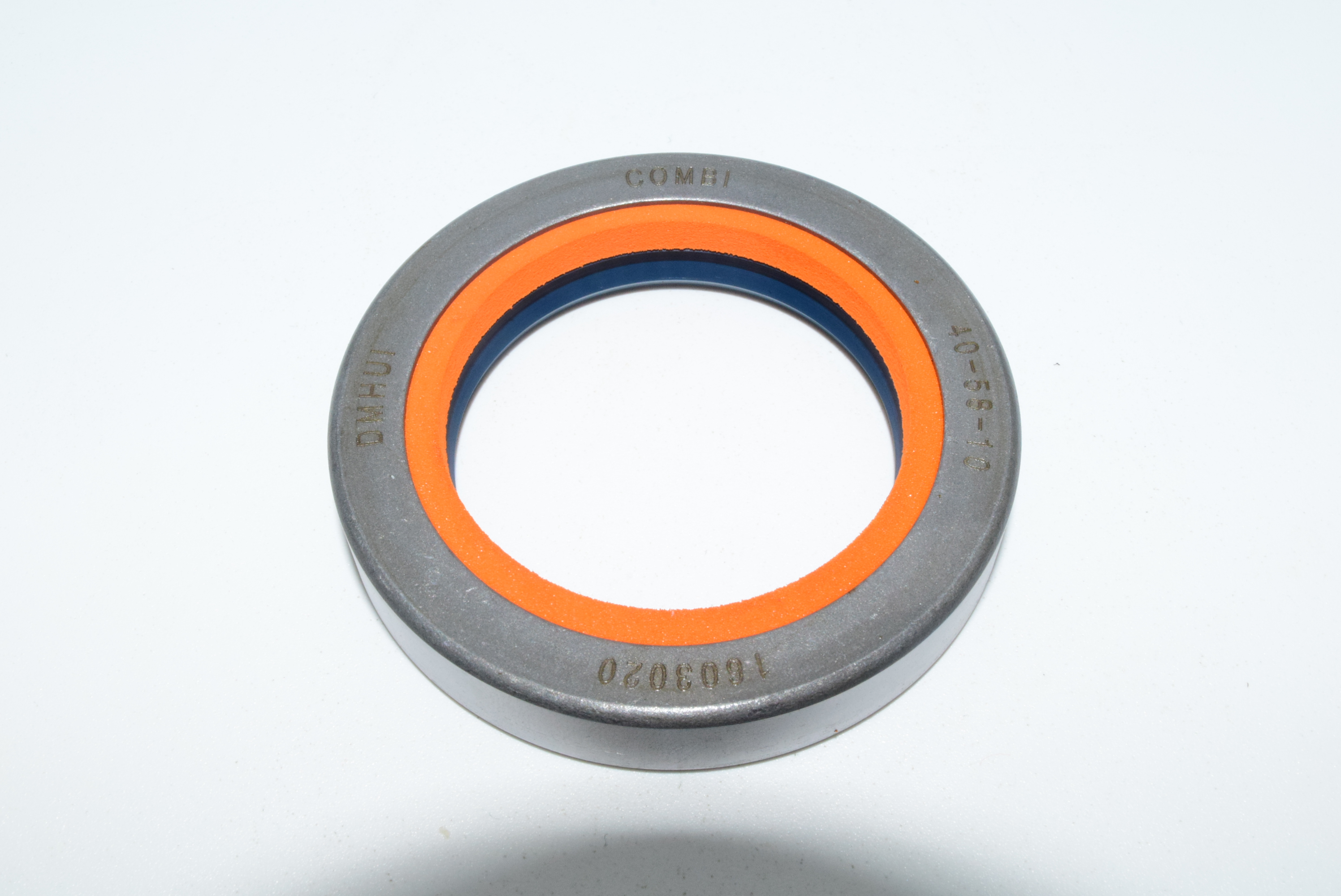 Durable Wheel Hub Cassette Oil Seal - Multi-Lip Seal for Harvester & Tractor