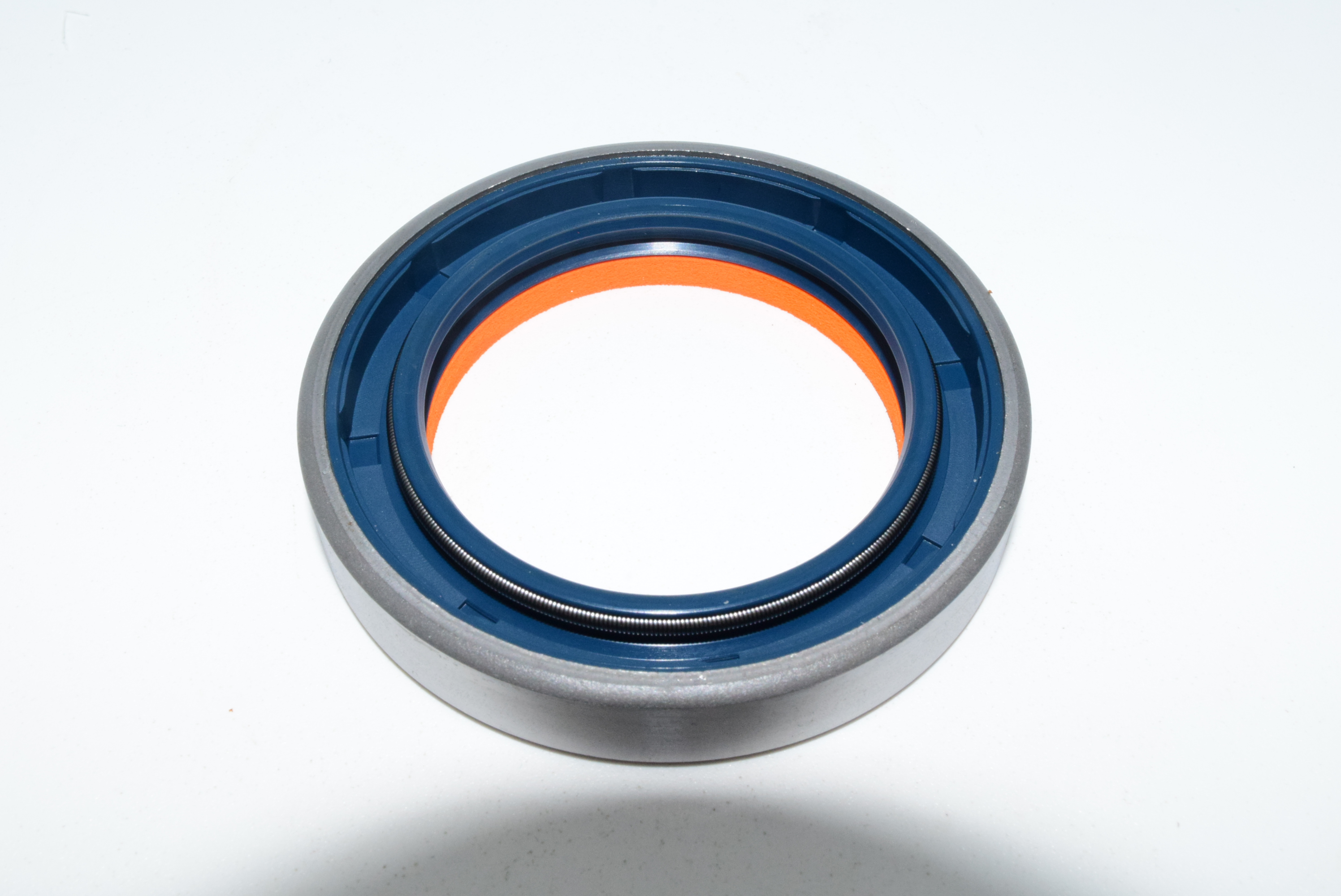 Durable Wheel Hub Cassette Oil Seal - Multi-Lip Seal for Harvester & Tractor