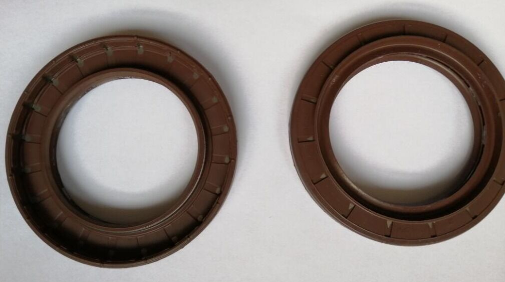 Heavy-Duty Agricultural Machinery Oil Seal 60*90*10/14.5 BASL SFX67