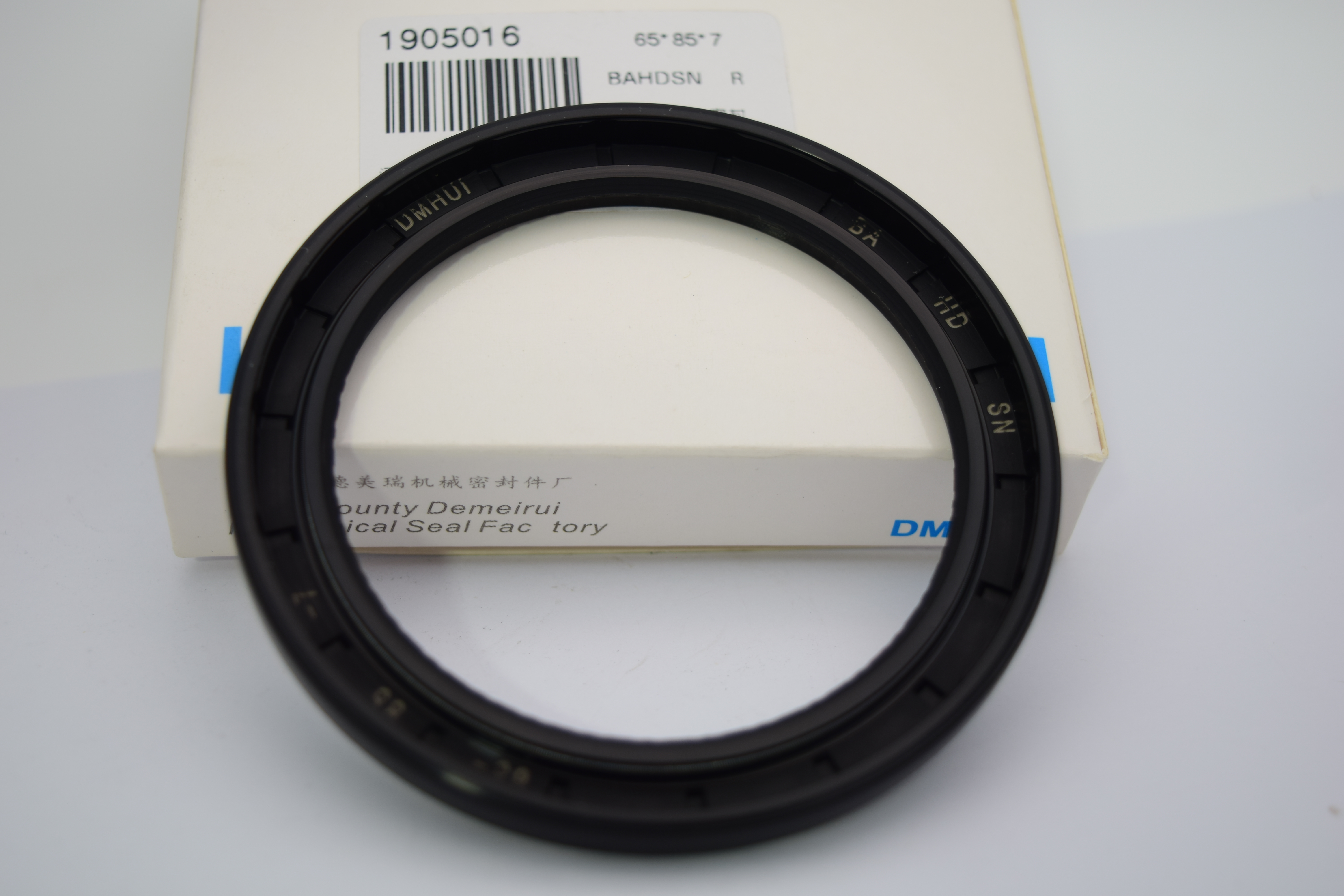 Construction Machinery Oil Seals - Premium Quality for Extreme Conditions