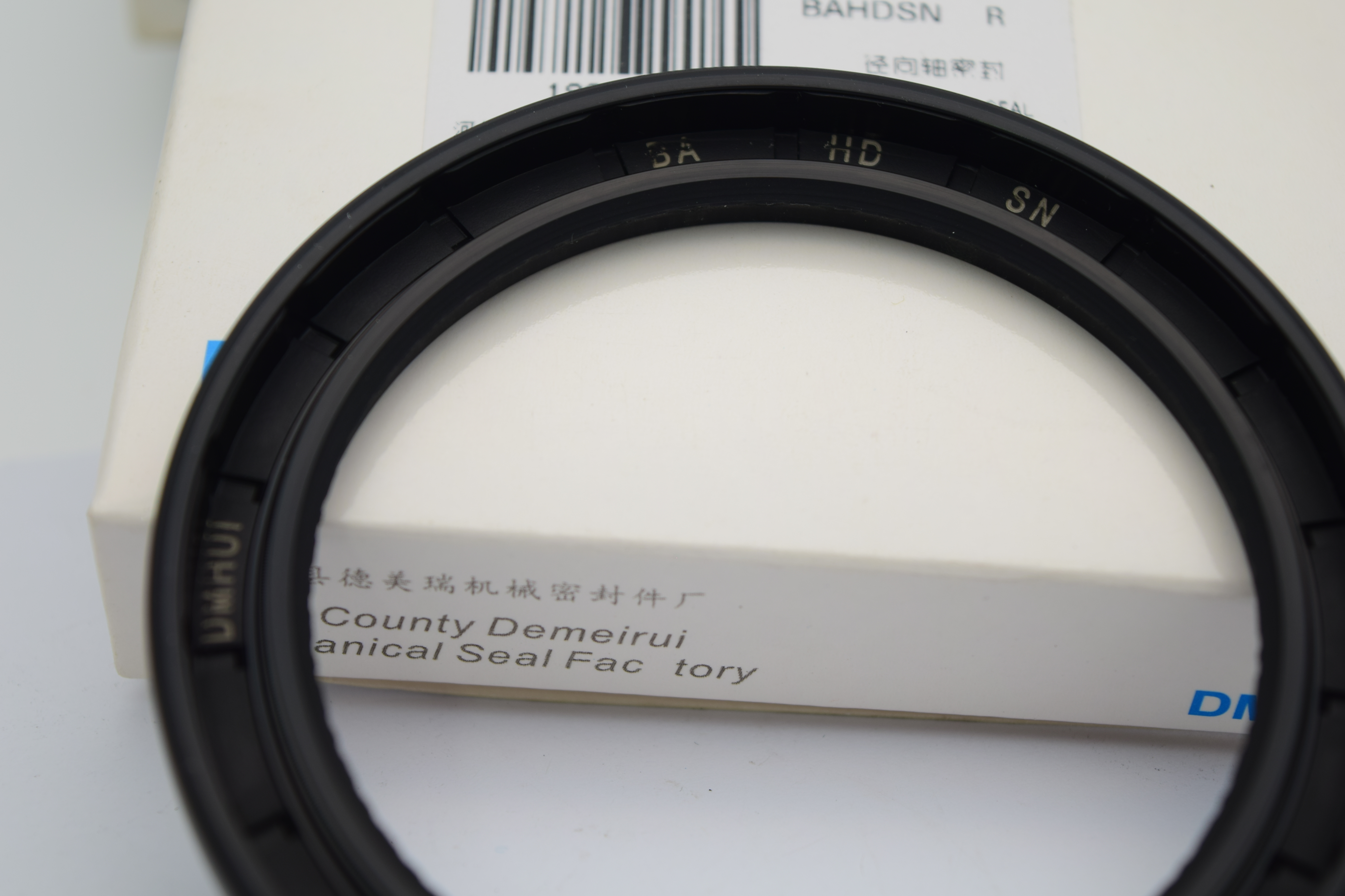 Construction Machinery Oil Seals - Premium Quality for Extreme Conditions