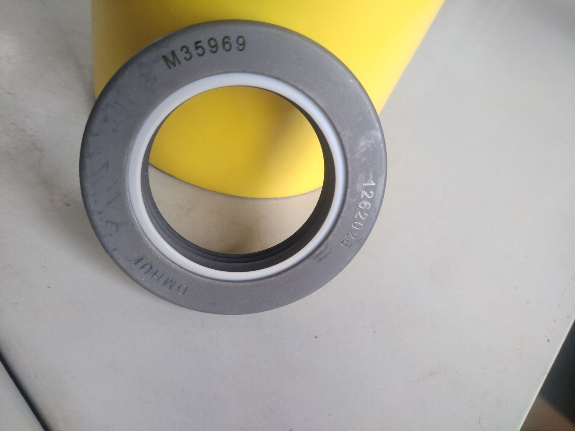 High Pressure Oil Seal 38.1*57.15*8.35 - B2PT