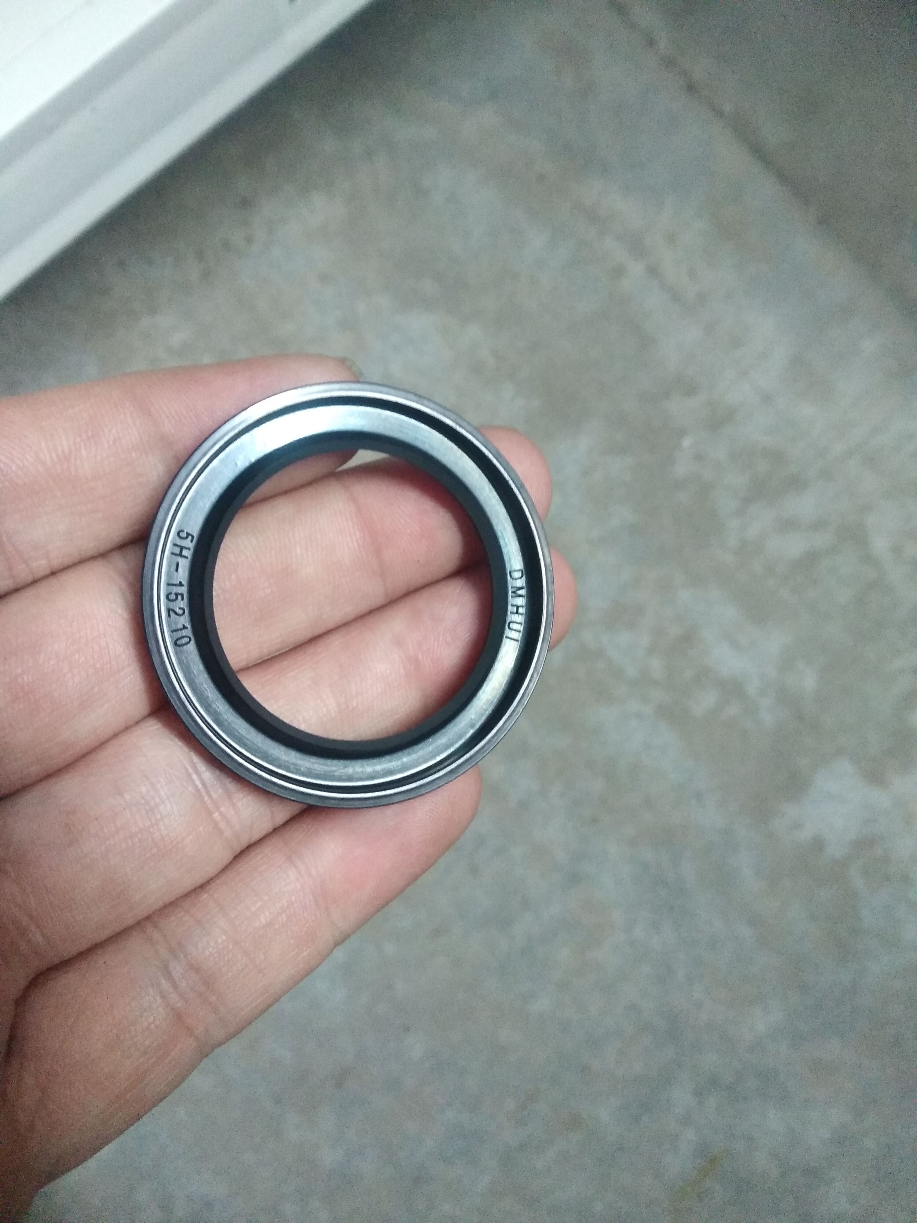 High Pressure Oil Seal 33×46.3×4.1/3
