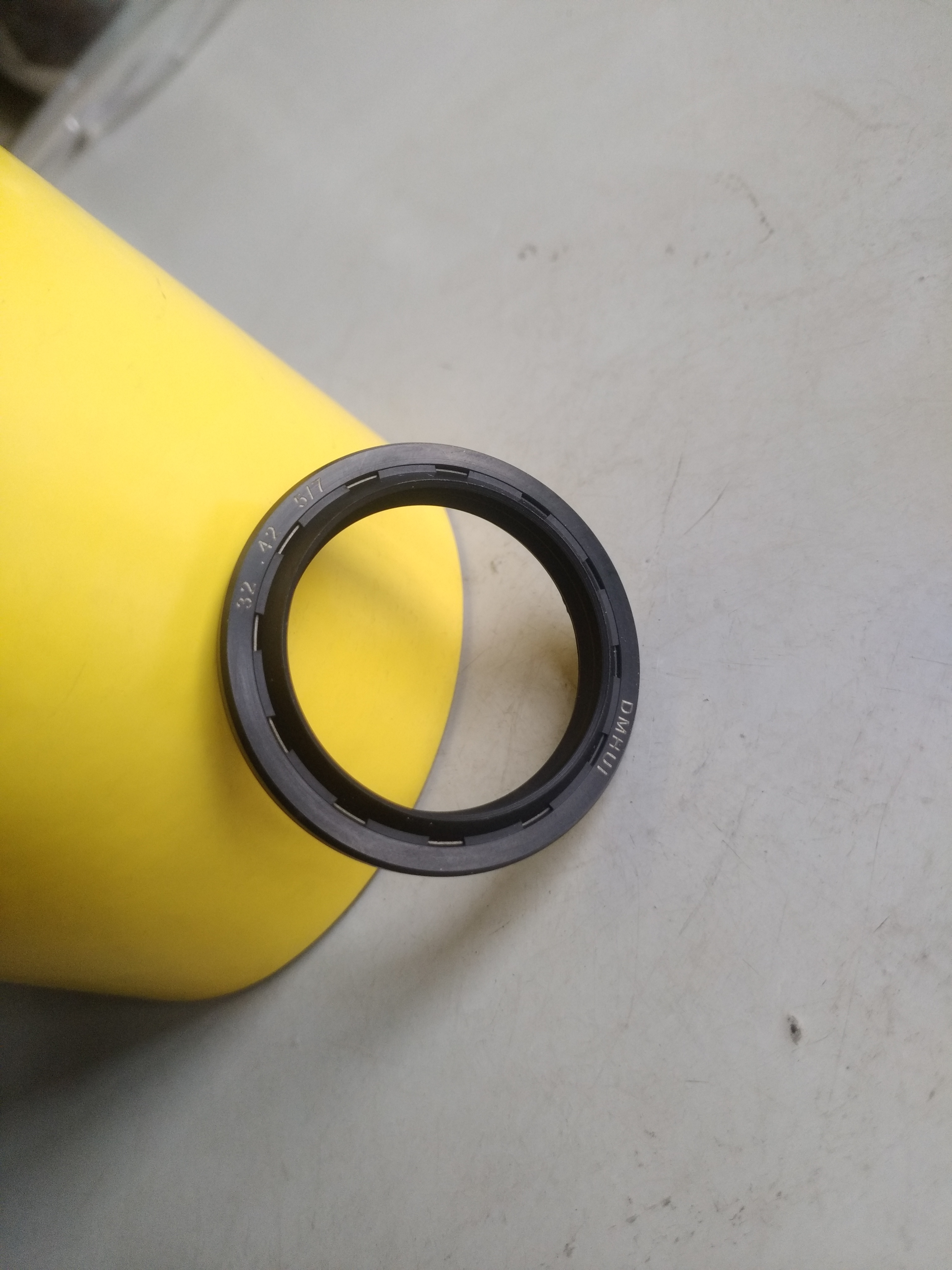 Premium Rotary Shaft Oil Seal - Ensures Smooth Operation and Durability