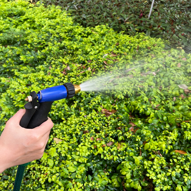 Garden Hose Nozzle with Adjustable Spray and Ergonomic Grip
