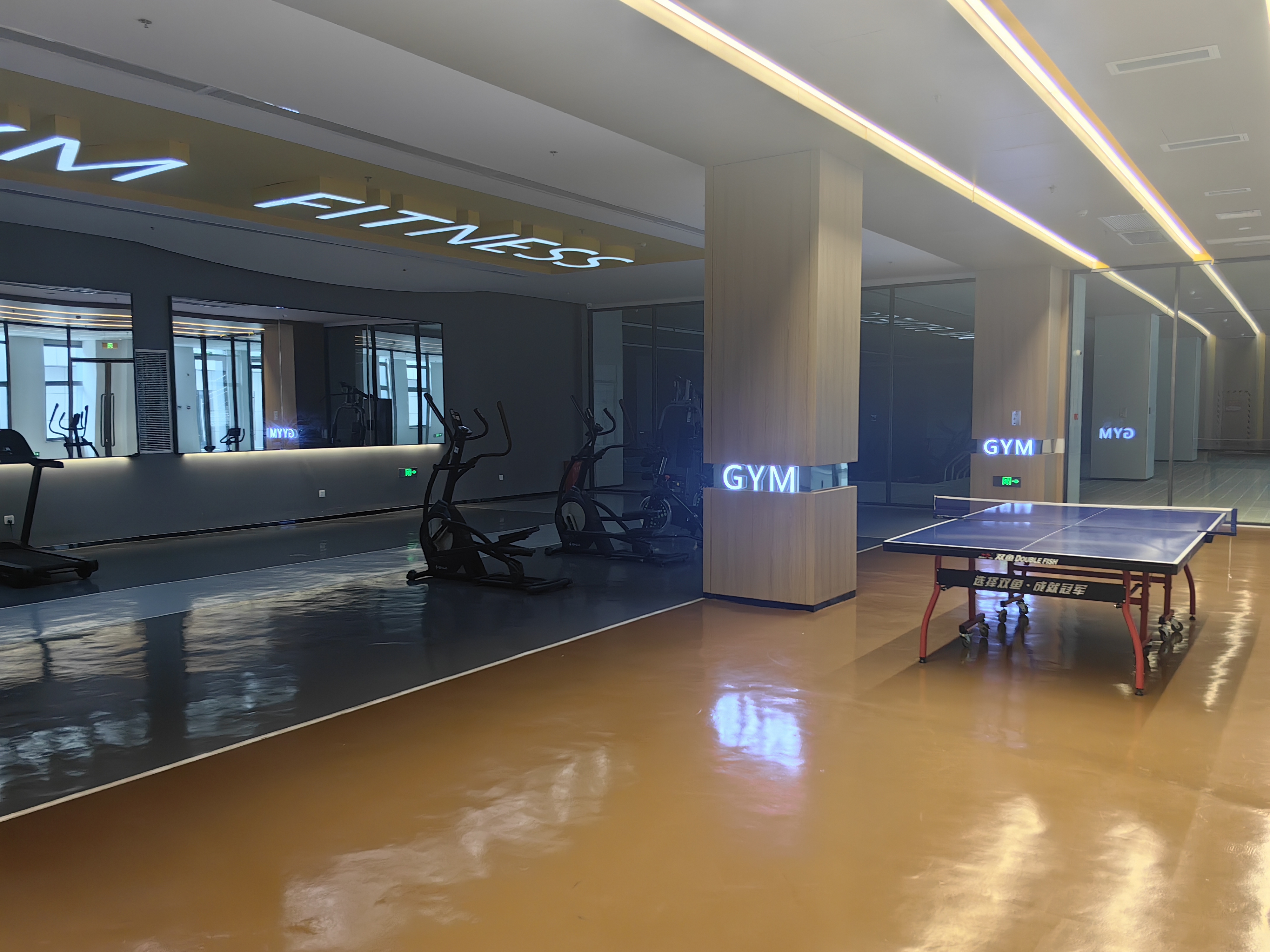 室内乒乓球桌