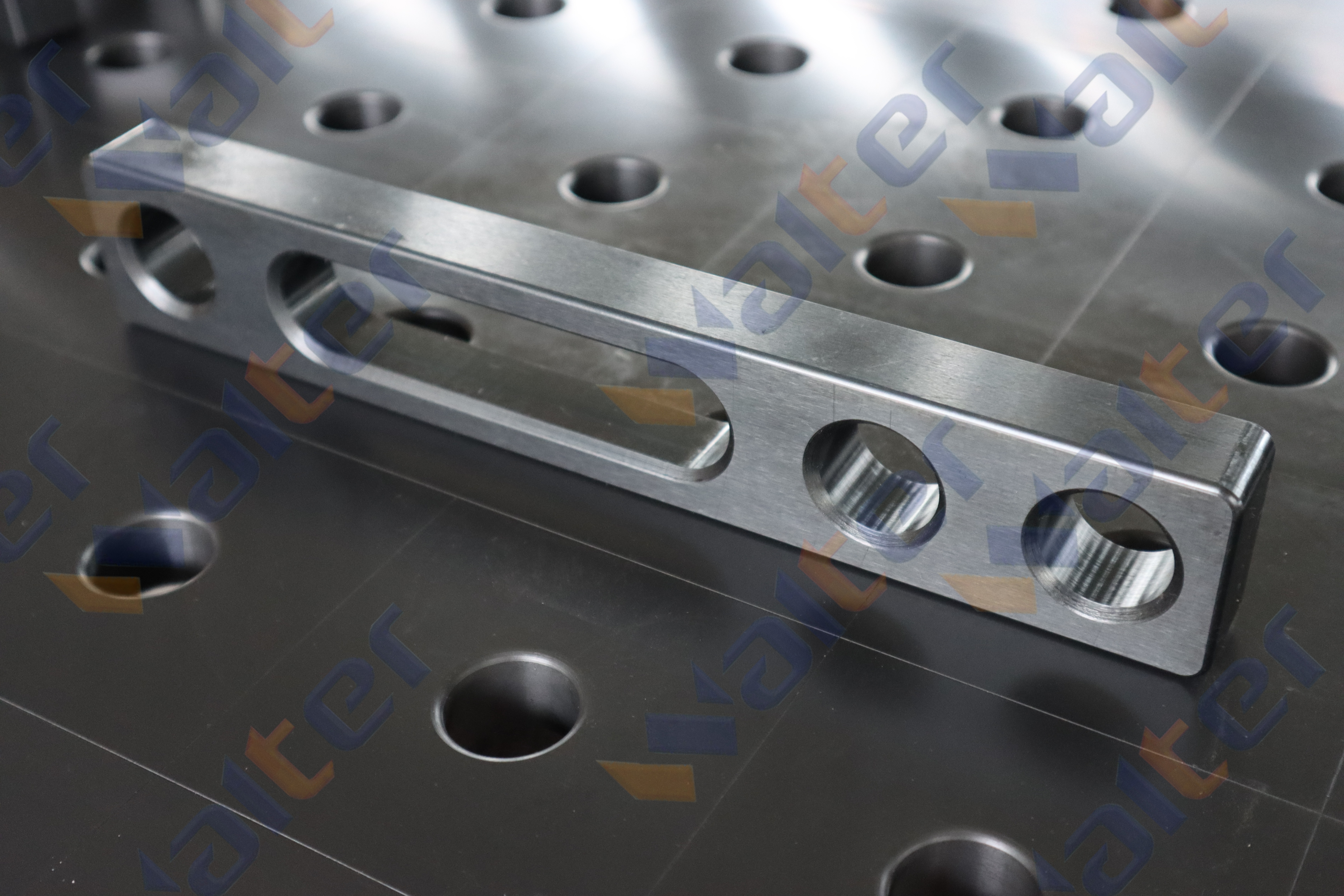 D28 3D Welding Table 2400x1200 | Steel S355 Durable Nitriding Welding Platform