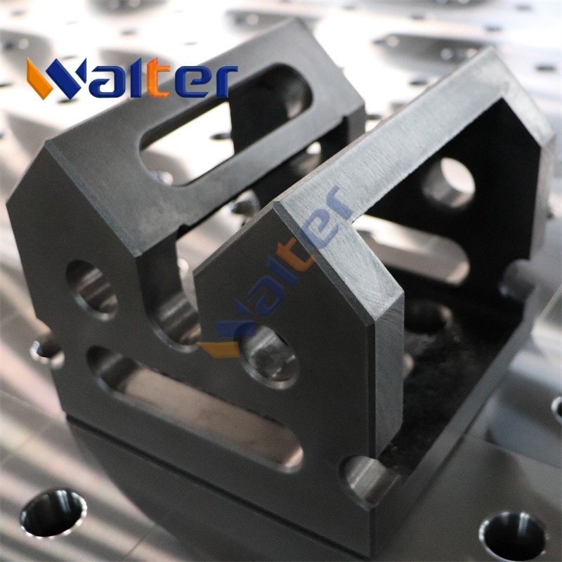 Corner Connection Block for D28 3D Welding Table 200x200x175mm – Steel, 28mm Holes