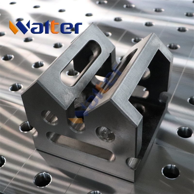 Corner Connection Block for D28 3D Welding Table 200x200x175mm – Steel, 28mm Holes