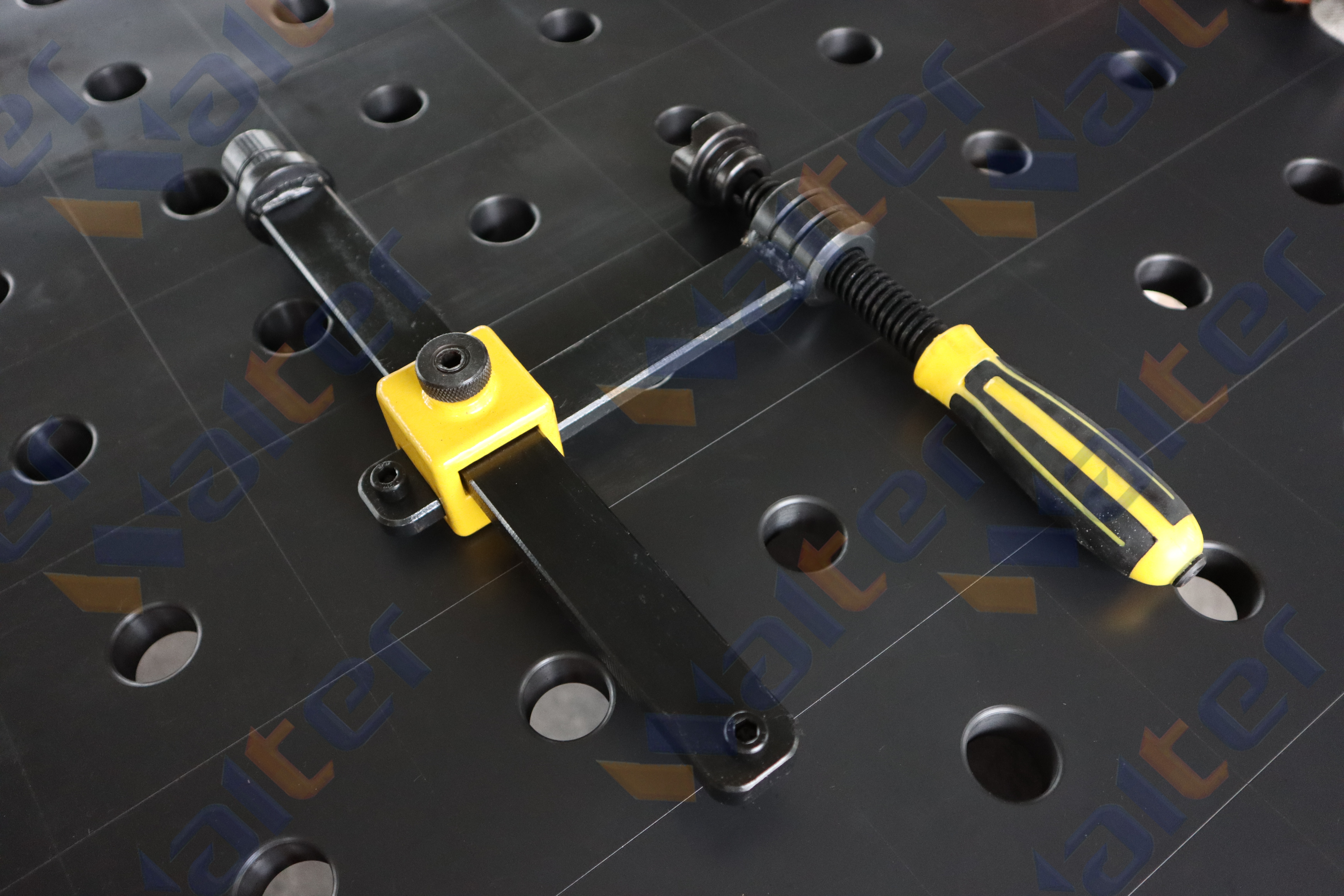 CLAMPS-Pro clamp