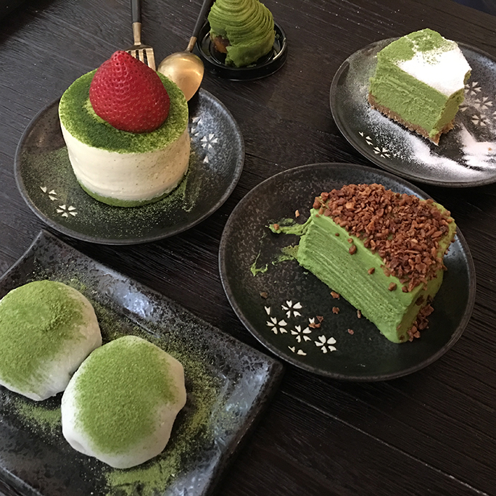 食叶草糕点