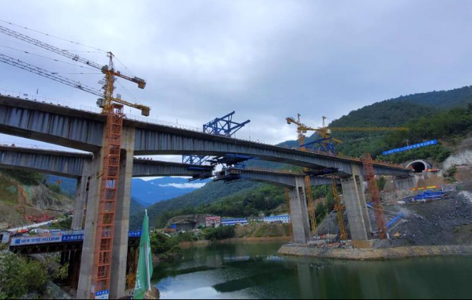 湖北保神高速鱼头河大桥