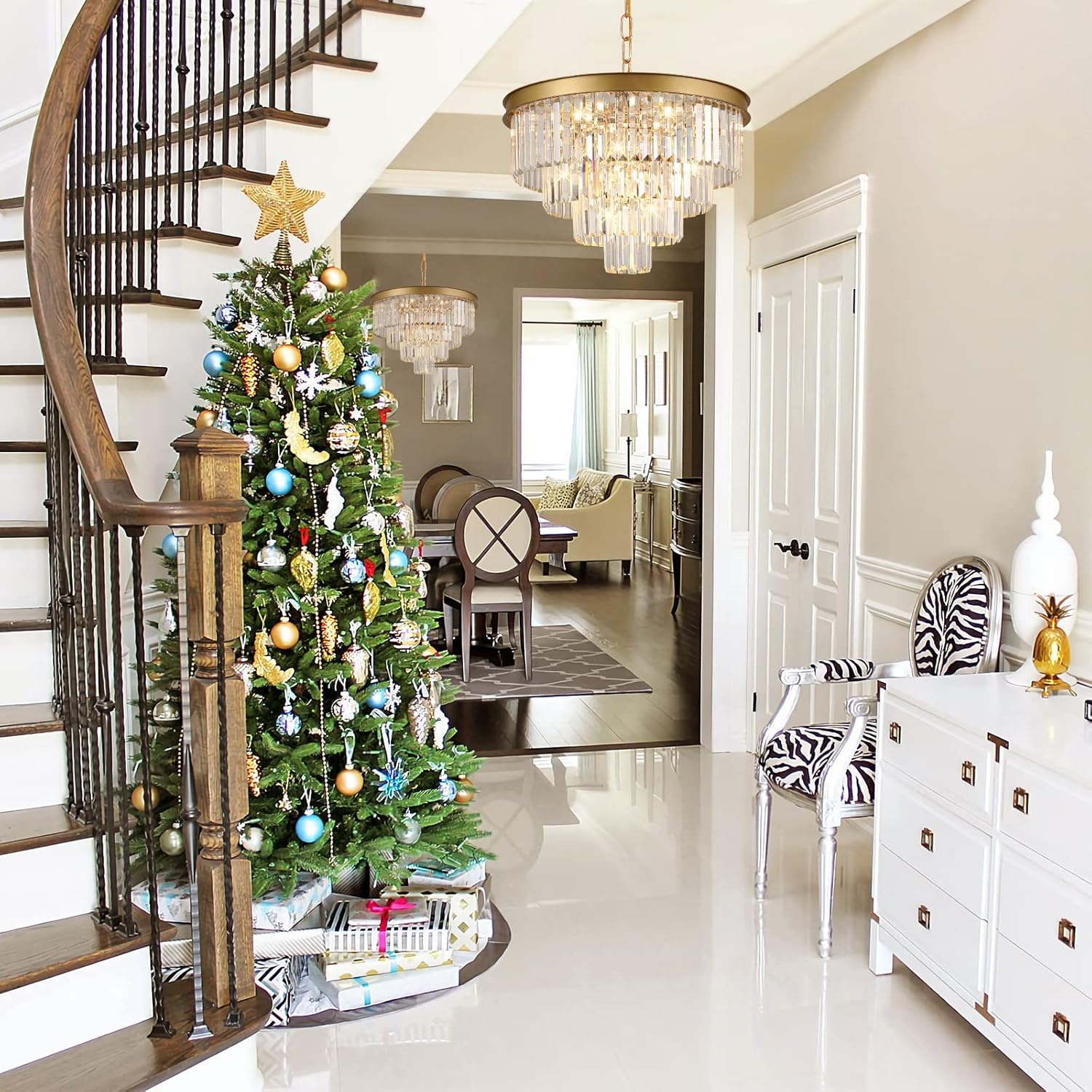 The Lasting Trend: Crystal Chandeliers in Contemporary Luxury