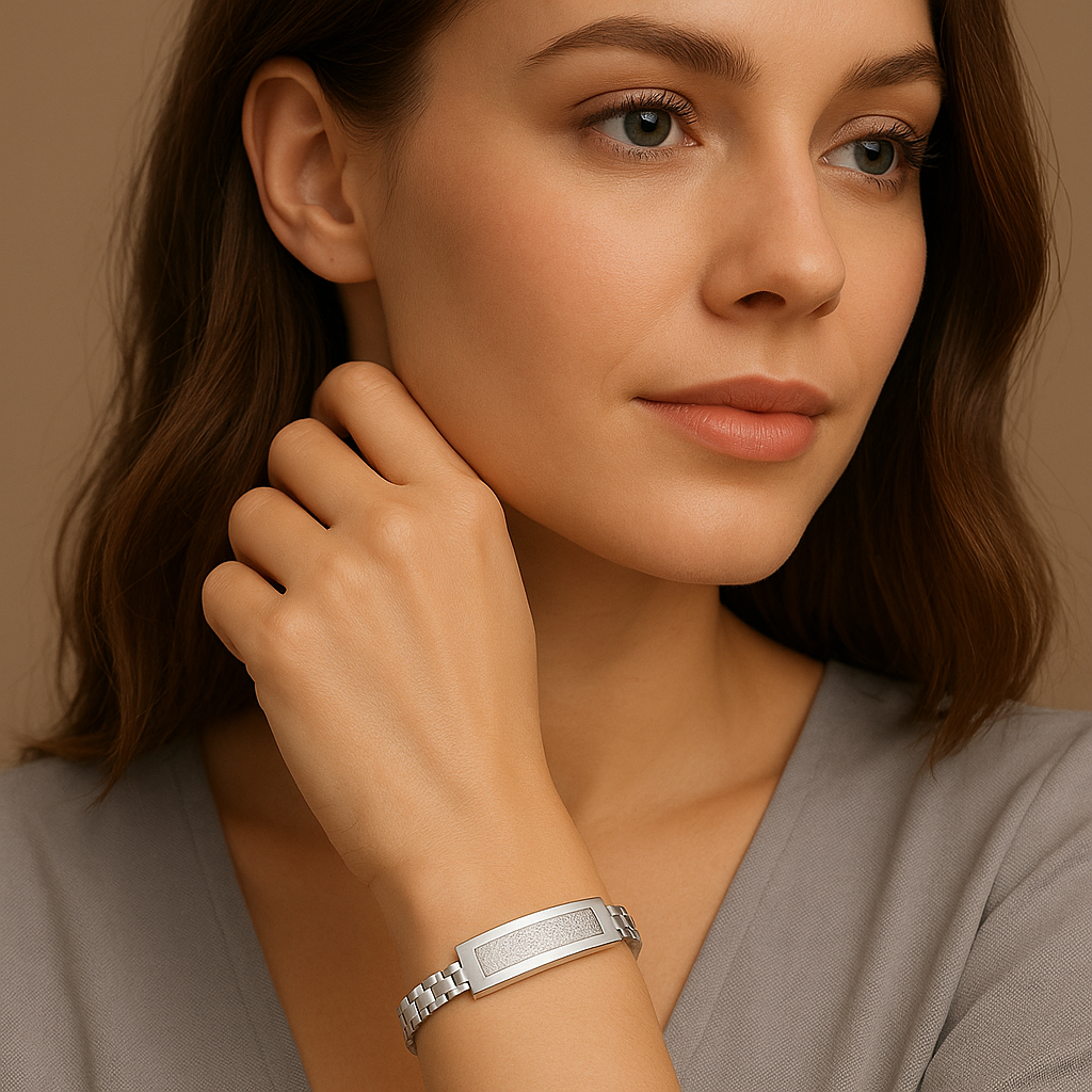 What Is a Women’s Smart Bracelet? Discovering the Fusion of Technology and Elegance