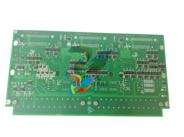 GE IC698CPE010 PACSystems™ RX7i Central Processing Unit