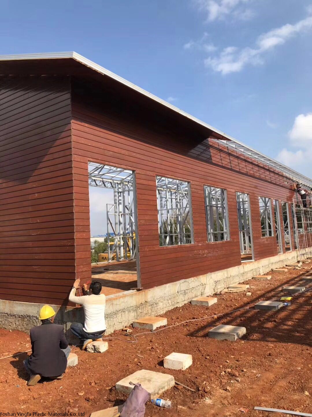 Exterior wall hanging board