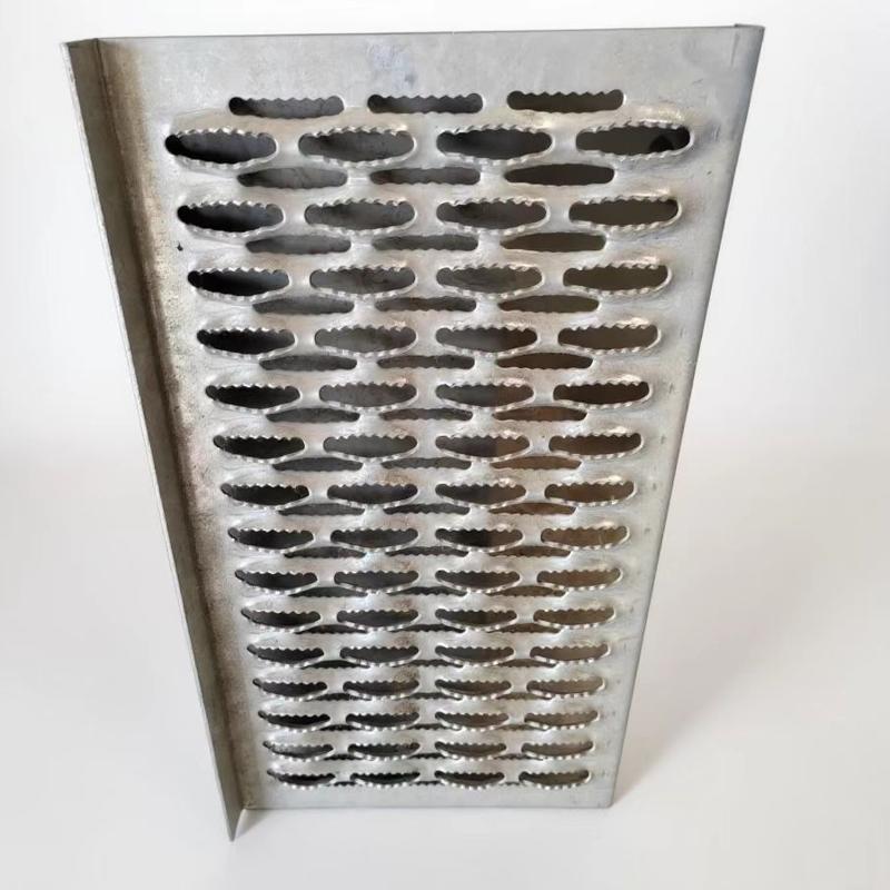 Perforated alligator mouth non-slip stair treads, aluminum safety grips support grating Walkway