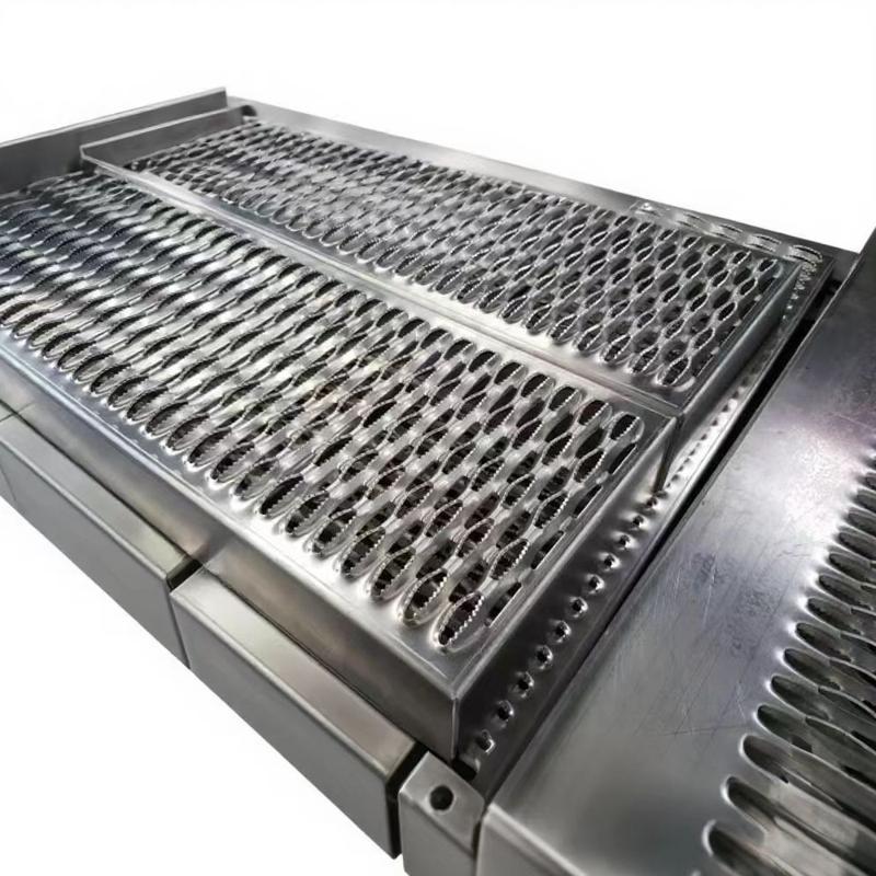 Perforated alligator mouth non-slip stair treads, aluminum safety grips support grating Walkway