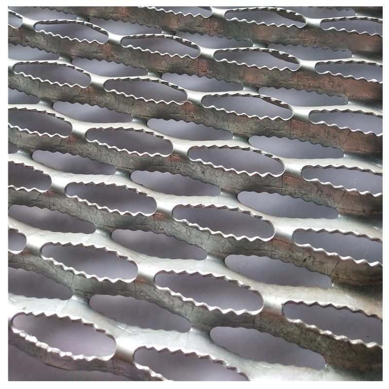 Anti-Slip Perforated Metal Plate with Serrated Oval Holes for Stair Treads