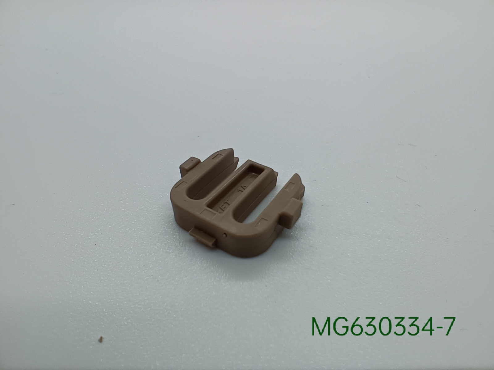 MG630334-7