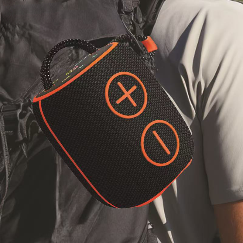 Party Fabric Professional Waterproof Portable Mini Wireless Bass Active Speaker for Outdoors Camping Travel