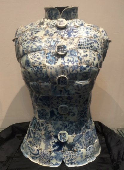 青衣系列古瓷衣服-明代青花