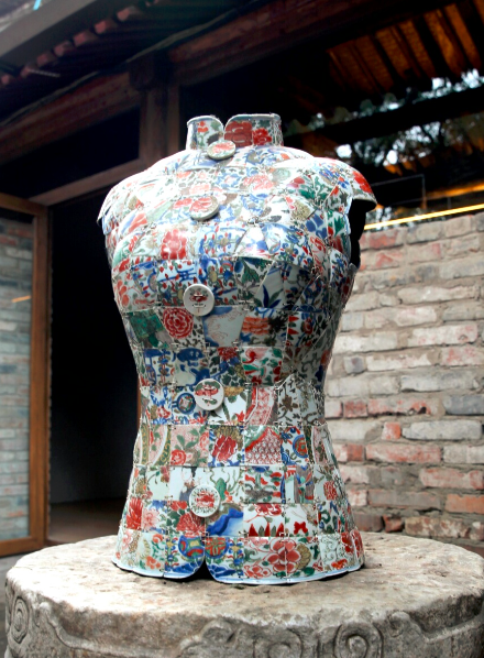 青衣系列古瓷衣服-青花五彩