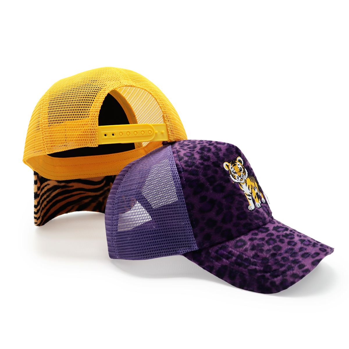 Velvet Animal Pattern Mesh Trucker Hat with Embroidered Tiger Logo