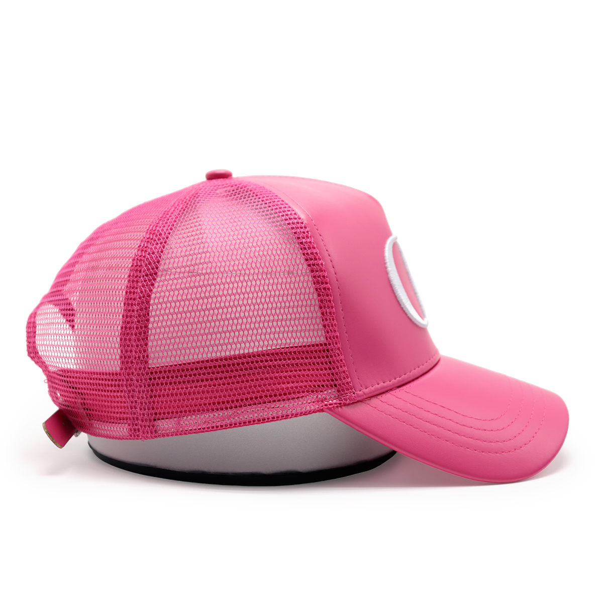 Colorful Leather Trucker Cap – 3D Embroidered Letter Mesh Baseball Hat