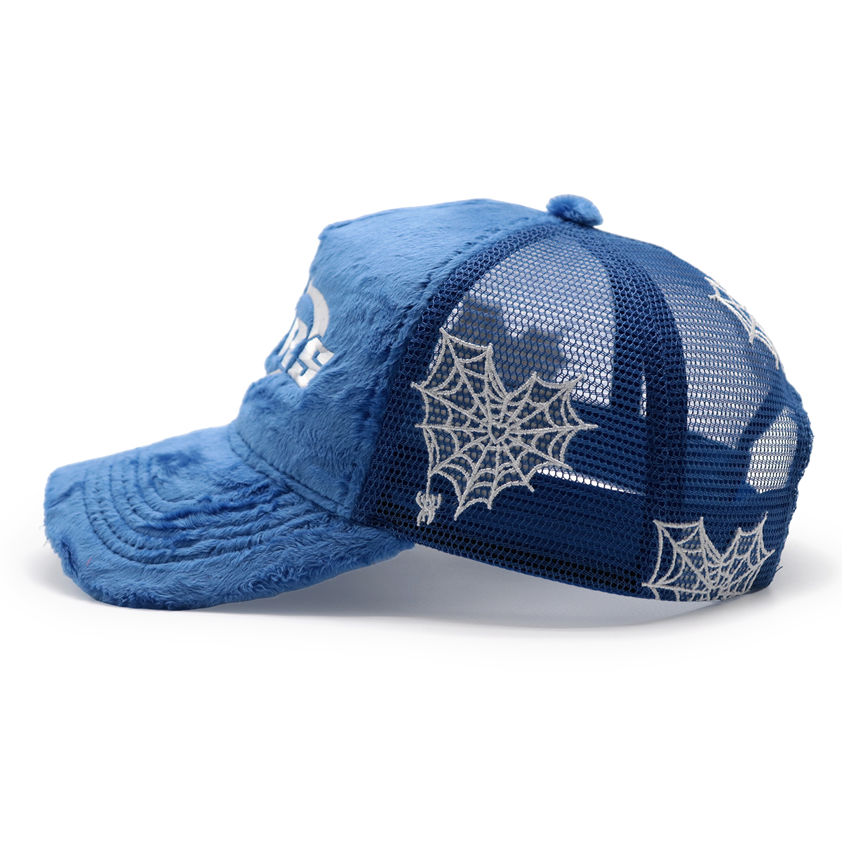 Curved Brim Custom Trucker Hats – Plush Embroidery Mesh Cap for Men & Women